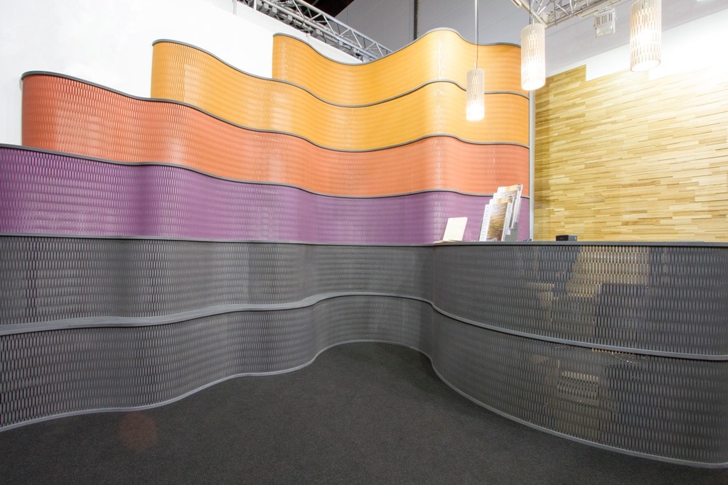 CG Schmitt & Co. - dukta - curved colored walls