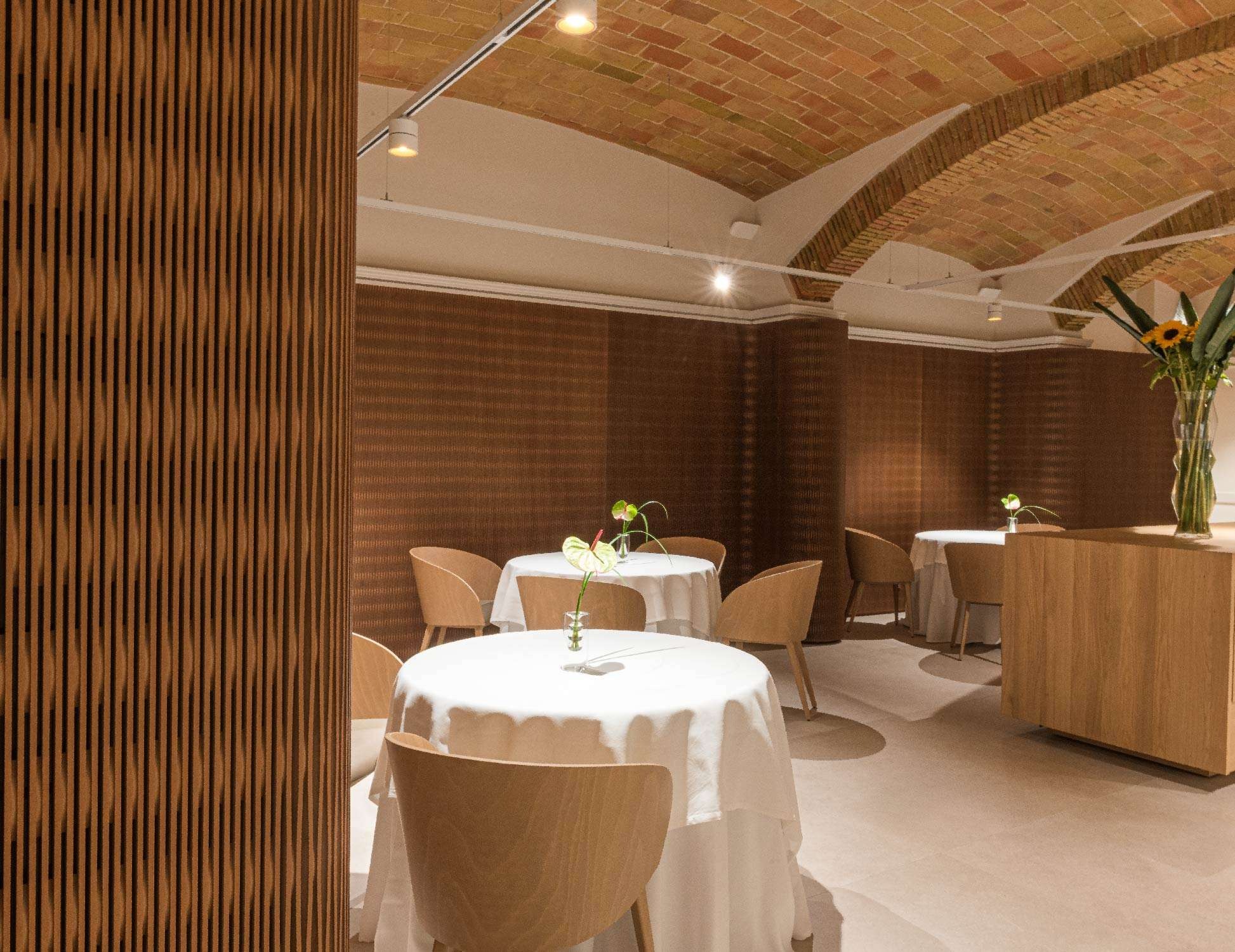 SchmittCo - dukta JANUS flexible wood wall panels