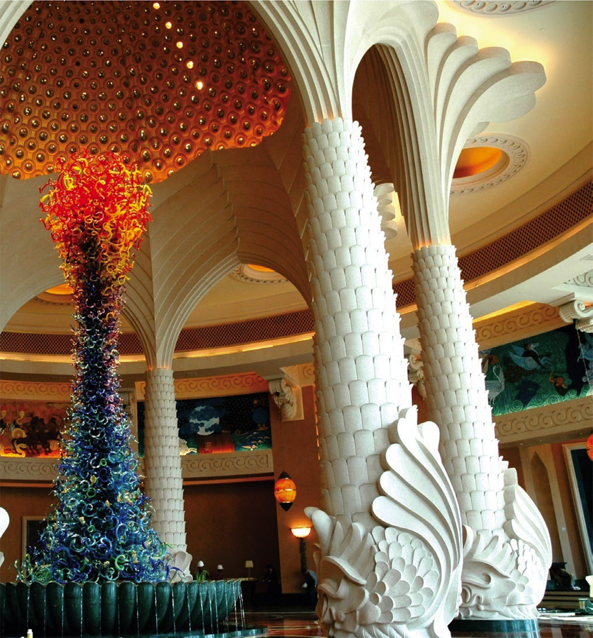 SchmittCo - Formglas QuarryCast - Sculpted columns, dome, molds - Atlantis, Dubai